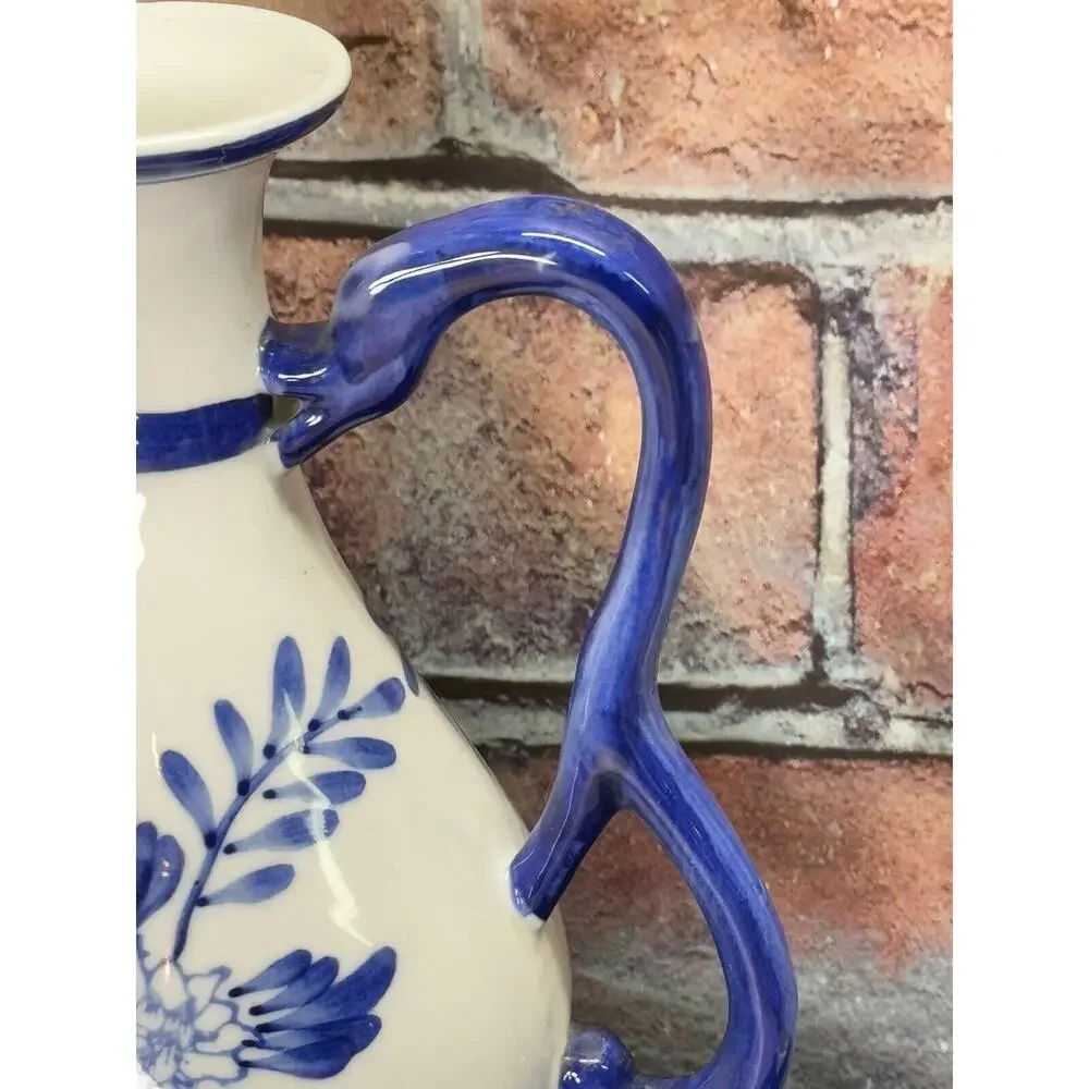 Chinese Vintage 1980s Cobalt Blue White Porcelain Teapot Elegant Long Spout‎
